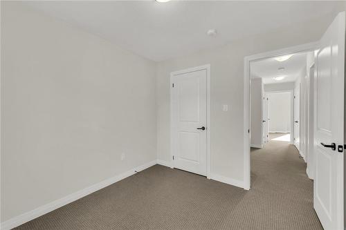 187 Wilson Street W|Unit #19, Ancaster, ON - Indoor Photo Showing Other Room