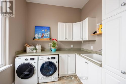 2093 Concession Rd 9, Clarington, ON - Indoor Photo Showing Laundry Room