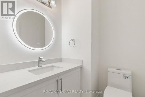 252 Sherwood Road, Milton, ON - Indoor Photo Showing Bathroom