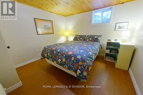 50 Fire Route 10B, North Kawartha, ON - Indoor Photo Showing Bedroom