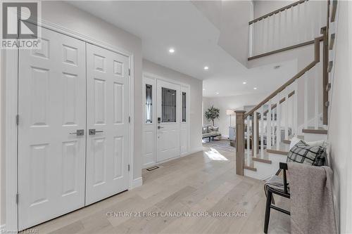 14 Scottsdale Street, London, ON - Indoor Photo Showing Other Room