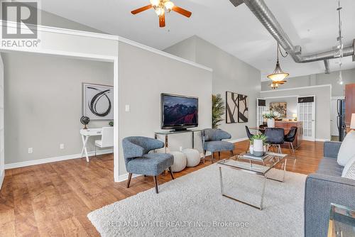 #210 -276 King St W, Kitchener, ON - Indoor Photo Showing Living Room