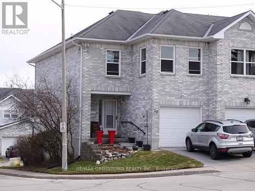 39 - 120 D'Ambrosio Drive, Barrie, ON - Outdoor