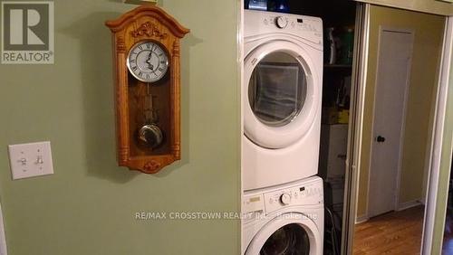 39 - 120 D'Ambrosio Drive, Barrie, ON - Indoor Photo Showing Laundry Room