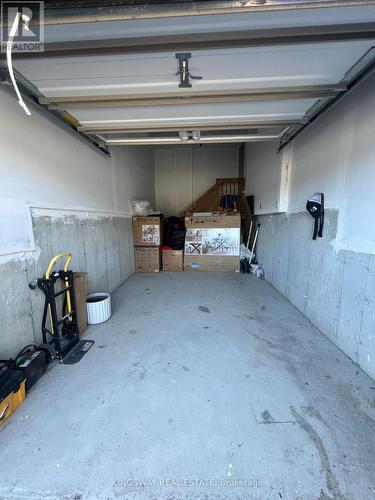 255 Atkinson Street, Clearview, ON - Indoor Photo Showing Garage