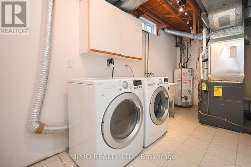 293 O'Donoghue Avenue, Oakville, ON - Indoor Photo Showing Laundry Room