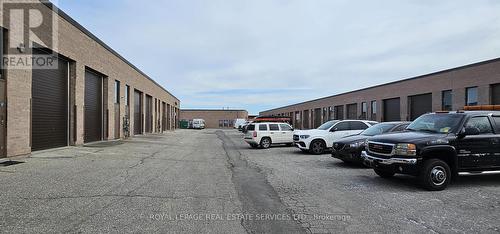 B N #27 - 18 Strathearn Avenue, Brampton (Steeles Industrial), ON 