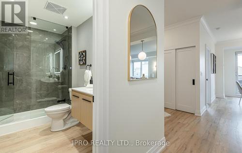 #412 -385 Prince Of Wales Dr, Mississauga, ON - Indoor Photo Showing Bathroom