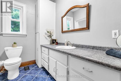 175 Elgin St, Grey Highlands, ON - Indoor Photo Showing Bathroom