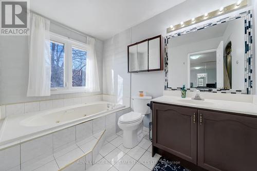 502 Barton St, Hamilton, ON - Indoor Photo Showing Bathroom