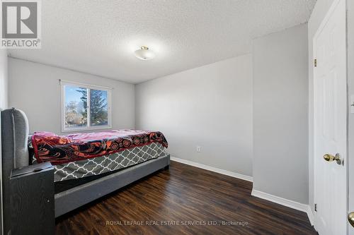 502 Barton Street, Hamilton, ON - Indoor Photo Showing Bedroom