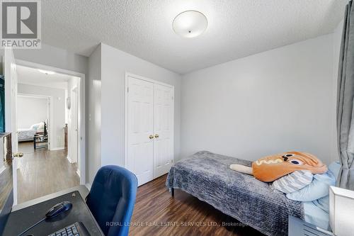 502 Barton Street, Hamilton, ON - Indoor Photo Showing Bedroom