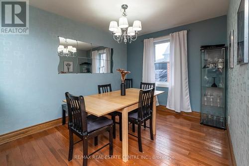 222 Craigroyston Road, Hamilton, ON - Indoor Photo Showing Dining Room