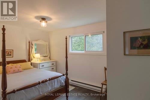 507 3Rd Ave N, South Bruce Peninsula, ON - Indoor Photo Showing Bedroom