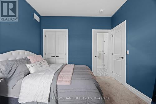 2069 Lockwood Cres, Strathroy-Caradoc, ON - Indoor Photo Showing Bedroom