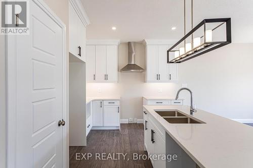 Upper - 2212 Saddlerock Avenue, London, ON - Indoor Photo Showing Kitchen With Double Sink