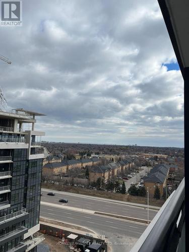 #Lph09 -405 Dundas Street West St, Oakville, ON - Outdoor With View
