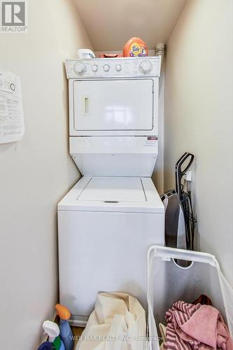 #2318 -5233 Dundas St W, Toronto, ON - Indoor Photo Showing Laundry Room