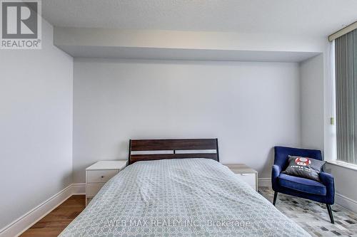 2318 - 5233 Dundas Street W, Toronto, ON - Indoor Photo Showing Bedroom