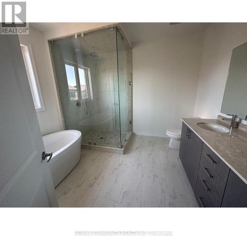 4 Coulterville Drive, Caledon, ON - Indoor Photo Showing Bathroom