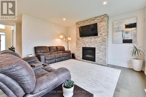1867 Fountain Grass Dr, London, ON - Indoor Photo Showing Living Room With Fireplace