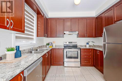 43 Portland St, Collingwood, ON - Indoor Photo Showing Kitchen With Double Sink