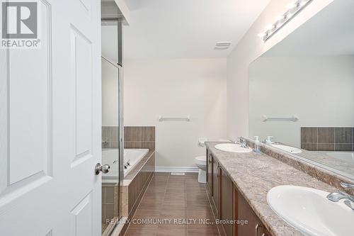 43 Portland St, Collingwood, ON - Indoor Photo Showing Bathroom