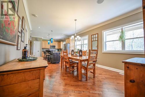 11732 County Road 27 Road, Springwater, ON - Indoor Photo Showing Dining Room