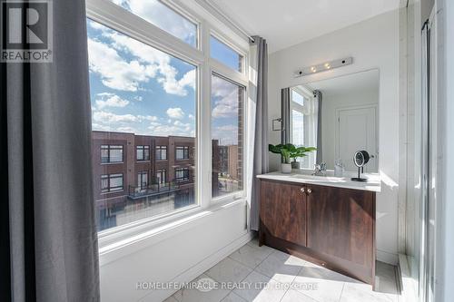 13 Antigonish Street, Vaughan, ON - Indoor Photo Showing Bathroom