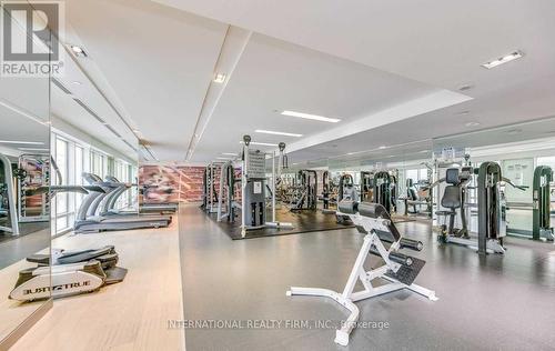 2302 - 8 The Esplanade Avenue, Toronto, ON - Indoor Photo Showing Gym Room
