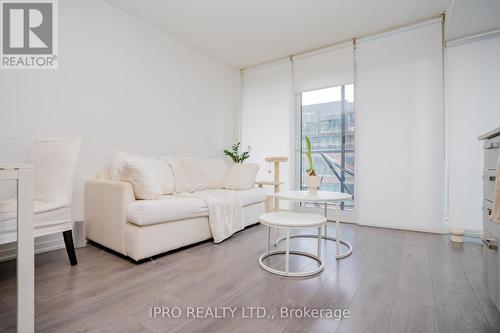 508E - 36 Lisgar Street, Toronto, ON - Indoor Photo Showing Living Room