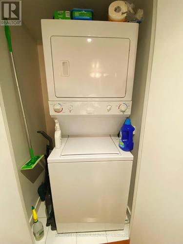 #1607 -25 Capreol Crt, Toronto, ON - Indoor Photo Showing Laundry Room