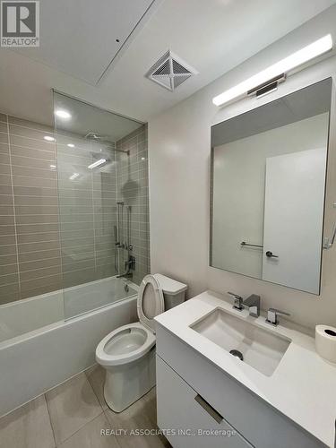 #3407 -20 Lombard St, Toronto, ON - Indoor Photo Showing Bathroom