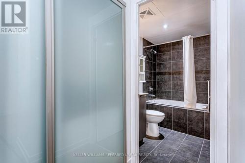 #201 -650 King St W, Toronto, ON - Indoor Photo Showing Bathroom