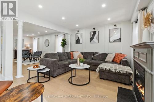 31 Eldad Drive, Clarington, ON - Indoor Photo Showing Living Room
