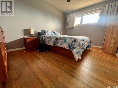 288 13Th Avenue Ne, Swift Current, SK - Indoor Photo Showing Bedroom