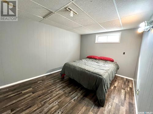 288 13Th Avenue Ne, Swift Current, SK - Indoor Photo Showing Bedroom