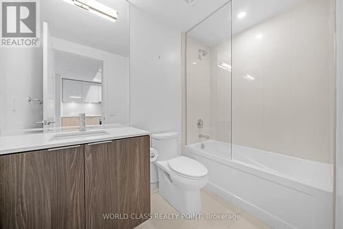 #1801 -15 Queens Quay E, Toronto, ON - Indoor Photo Showing Bathroom