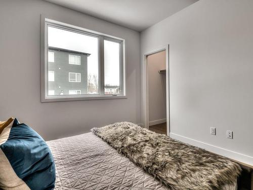 Master bedroom - 302-222 19E Avenue O., Venise-En-Québec, QC - Indoor Photo Showing Bedroom
