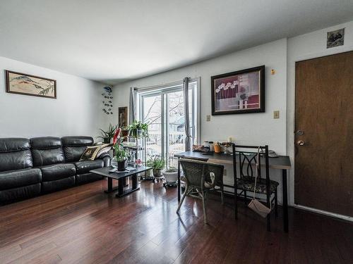 Salon - 485  - 489 Rue Belval, Mont-Saint-Hilaire, QC - Indoor Photo Showing Living Room