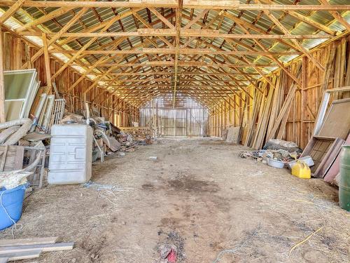 Barn - 1039  - 1051 Route 317, Ripon, QC 