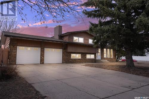 34 Blue Sage Drive, Moose Jaw, SK - Outdoor