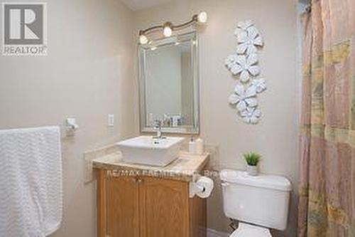 48 Braden Way, Vaughan, ON - Indoor Photo Showing Bathroom