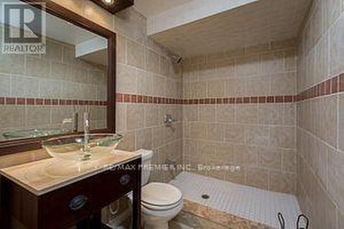 48 Braden Way, Vaughan, ON - Indoor Photo Showing Bathroom