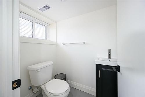 Basement 2pc bath - 198 Dundurn Street S, Hamilton, ON - Indoor Photo Showing Bathroom