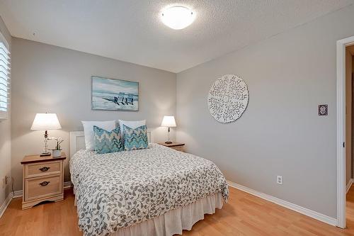 1557 Princeton Crescent, Oakville, ON - Indoor Photo Showing Bedroom