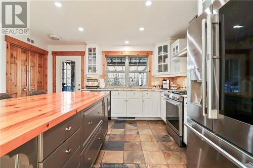 50 Stage Coach Lane, Shediac River, NB - Indoor Photo Showing Kitchen