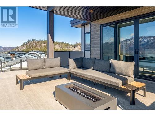 3313 Aspen Lane, Kelowna, BC - Outdoor With Deck Patio Veranda With Exterior