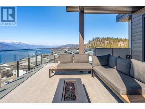 3313 Aspen Lane, Kelowna, BC - Outdoor With Body Of Water With Exterior