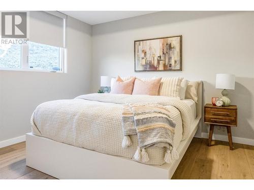 3313 Aspen Lane, Kelowna, BC - Indoor Photo Showing Bedroom